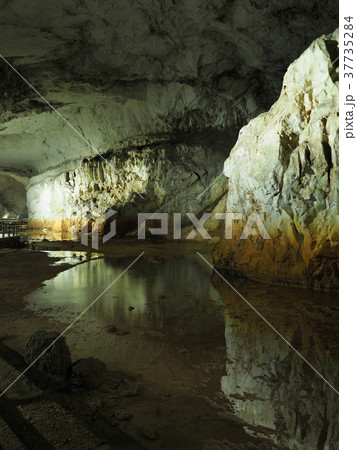 洞窟イメージ(秋芳洞・長渕)ハイレゾ版 洞窟イメージ(秋芳洞・長渕)ハイレゾ版 37735284