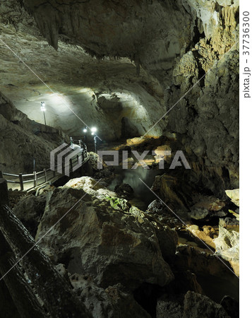 洞窟イメージ(秋芳洞)ハイレゾ版 洞窟イメージ(秋芳洞)ハイレゾ版 37736300