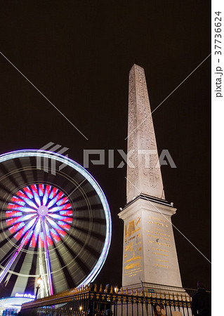 Paris Big wheel, Eiffel Tower, Obelisque Paris Big wheel, Eiffel Tower, Obelisque 37736624