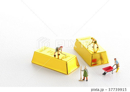 金塊　発掘 37739915