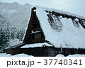 雪の菅沼合掌集落 37740341