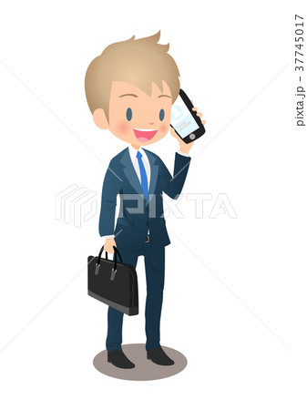 通勤中に電話するスーツ姿の若い男性ビジネスマン 通勤中に電話するスーツ姿の若い男性ビジネスマン 37745017