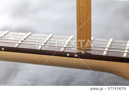 エレキギター 37745679