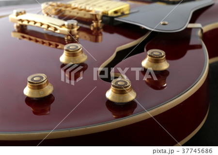 エレキギター 37745686