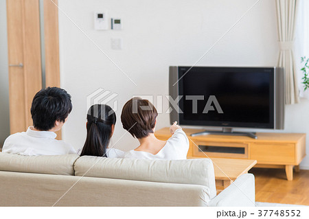 若い家族（テレビ） 37748552