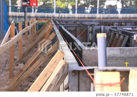 住宅の基礎工事 37748871