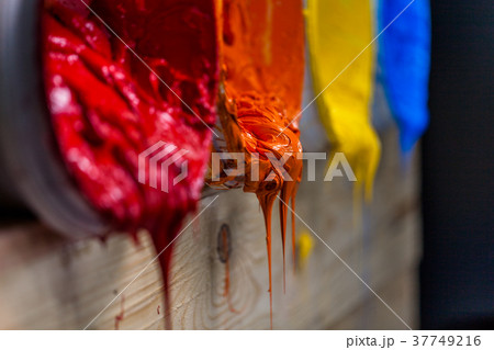 orange of plastisol ink flowed out of the barrel orange of plastisol ink flowed out of the barrel 37749216