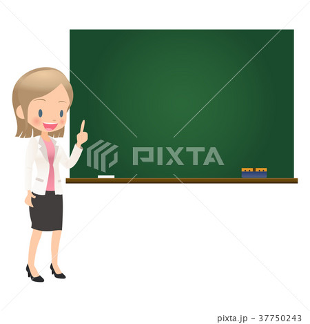 黒板を使って説明するスーツ姿の若い女性会社員 37750243