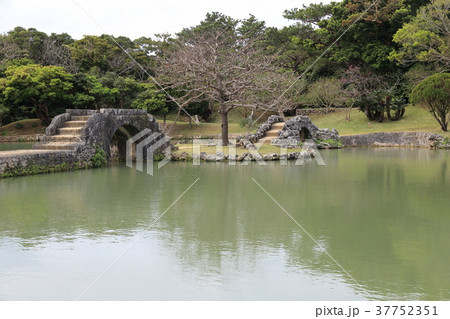 沖縄県・観光地 識名園 37752351