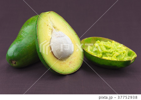 Avocado Avocado 37752938