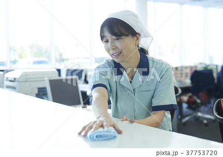 清掃スタッフ 37753720