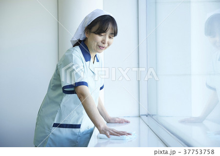 清掃スタッフ 37753758