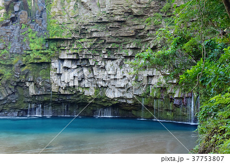 夏の雄川の滝 夏の雄川の滝 37753807