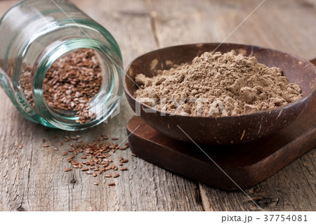 flax flour 37754081