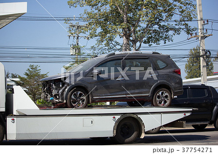 Jaruen Sab Tow truck Jaruen Sab Tow truck 37754271