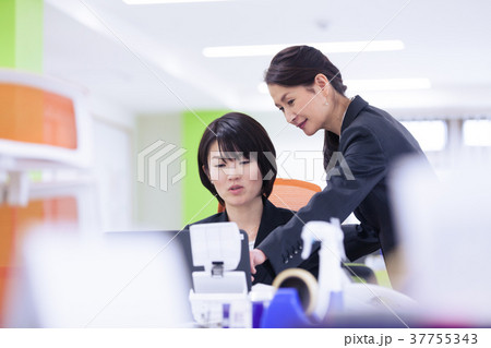 女性活躍推進 女性活躍推進 37755343