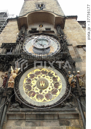 〔チェコ〕 旧市街広場の天文時計 37756177