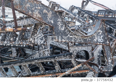 Dumping metal for make artificial coral reef. Dumping metal for make artificial coral reef. 37756432