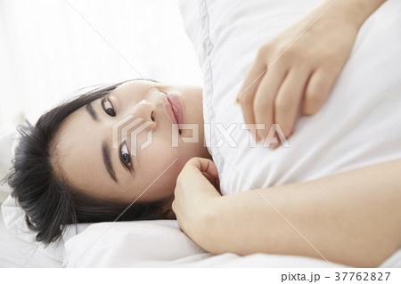 気象 起床 笑顔 37762827