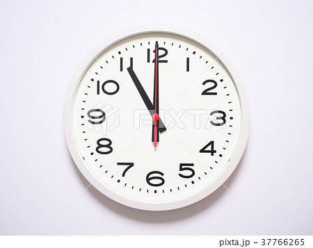 時計 11時 時計 11時 37766265