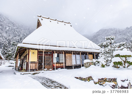 京都 美山 かやぶきの里 雪景色 京都 美山 かやぶきの里 雪景色 37766983