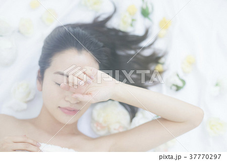 女性 ビューティ 女性 ビューティ 37770297