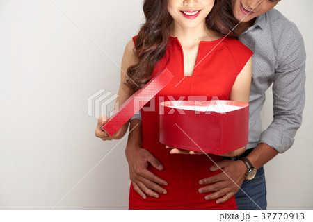 Unwrapping Present with Anticipation Unwrapping Present with Anticipation 37770913