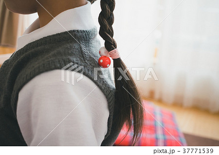 6 years old 37771539
