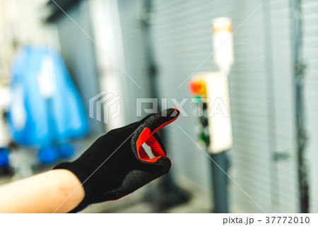 倉庫の仕事 倉庫の仕事 37772010