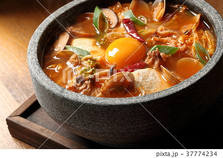 スンドゥブ(豆腐チゲ) 37774234