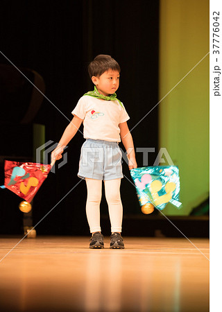 保育園の発表会 保育園の発表会 37776042