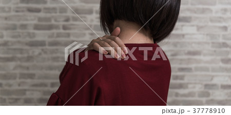 女生 37778910