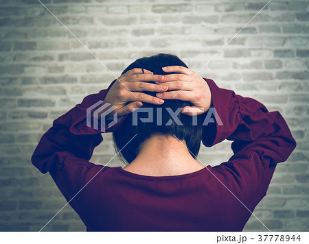 女生 女生 37778944