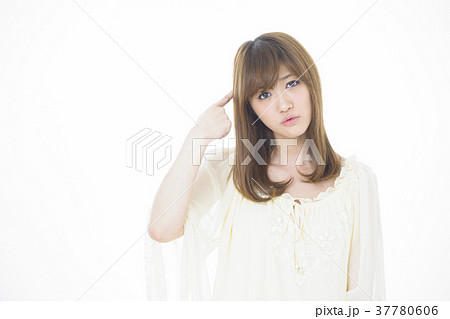 女性 若い女性 かわいい ポートレート 女性 若い女性 かわいい ポートレート 37780606