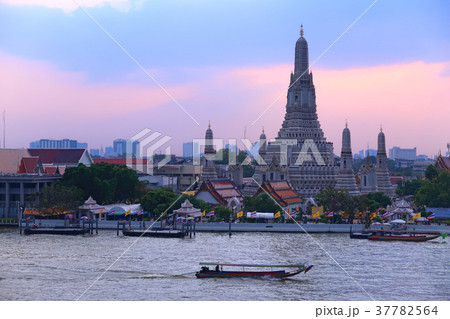 ワットアルン（修復工事完了後） 37782564