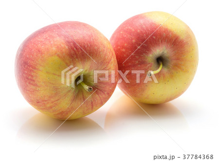 Raw evelina apple isolated 37784368