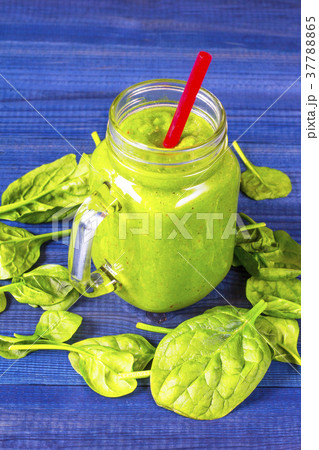 fresh spinach smoothie fresh spinach smoothie 37788865
