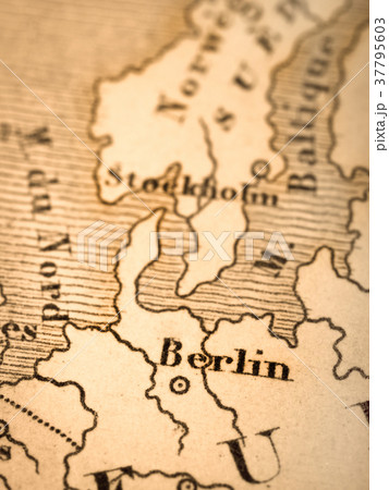 古い世界地図　ベルリン 37795603