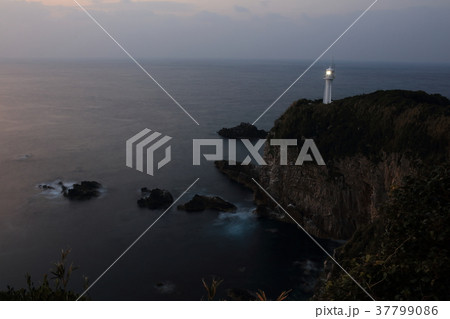 足摺岬灯台「日本の灯台50選」（四国最南端の地） 37799086