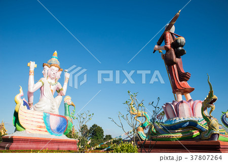 TEMPLE IN chaingrai thailand 37807264