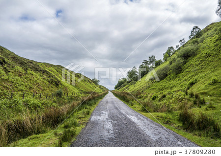 The mountain pass between Ardchattan and 37809280