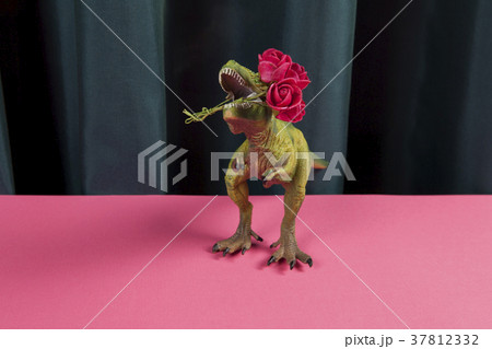 curtain dinosaure eating red roses flower curtain dinosaure eating red roses flower 37812332