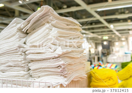 Close up of white towels in supermarket Close up of white towels in supermarket 37812415