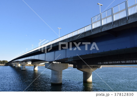 トラスコ湘南大橋 37812830