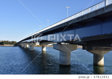 トラスコ湘南大橋 37812831