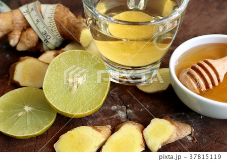 Ginger tea with honey lemon Ginger tea with honey lemon 37815119