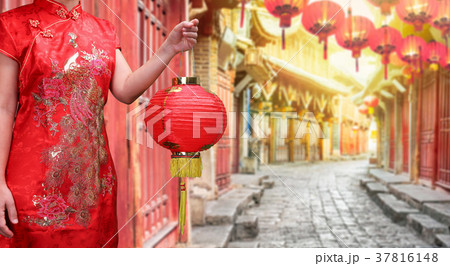 Chinese old town in morning , Lijiang Yunnan China Chinese old town in morning , Lijiang Yunnan China 37816148