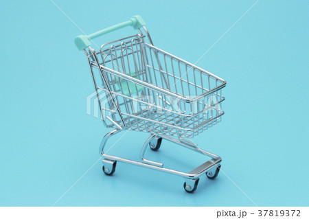 空のショッピングカート 37819372