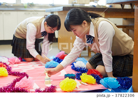 中学生　文化祭　図工　高校生 37822306