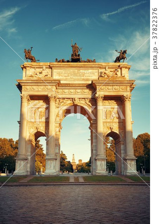 Arch of Peace Milan 37822376